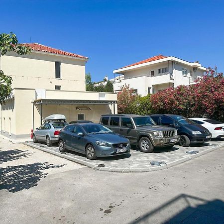 Beachfront Apartments Providenca With Free Parking Makarska Buitenkant foto
