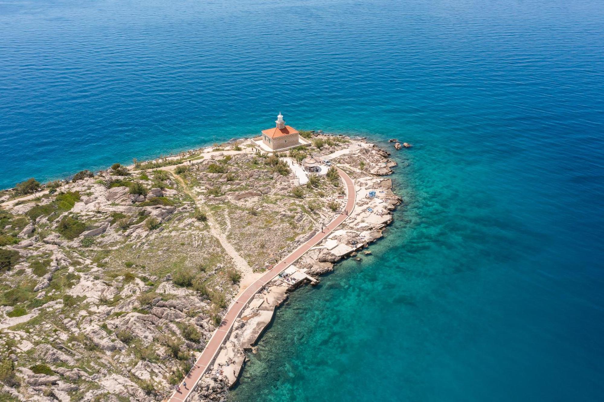 Beachfront Apartments Providenca With Free Parking Makarska Buitenkant foto