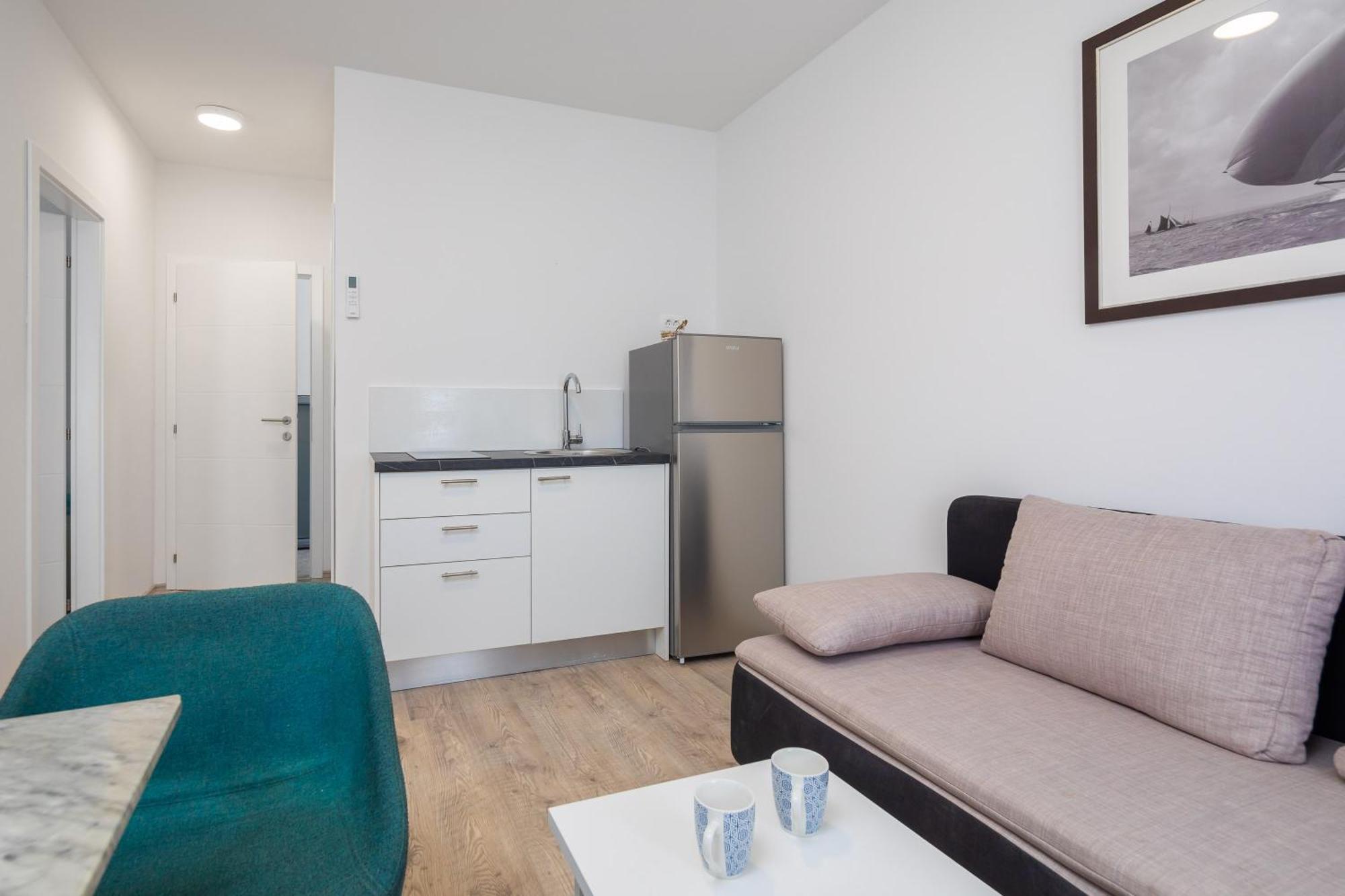 Beachfront Apartments Providenca With Free Parking Makarska Kamer foto