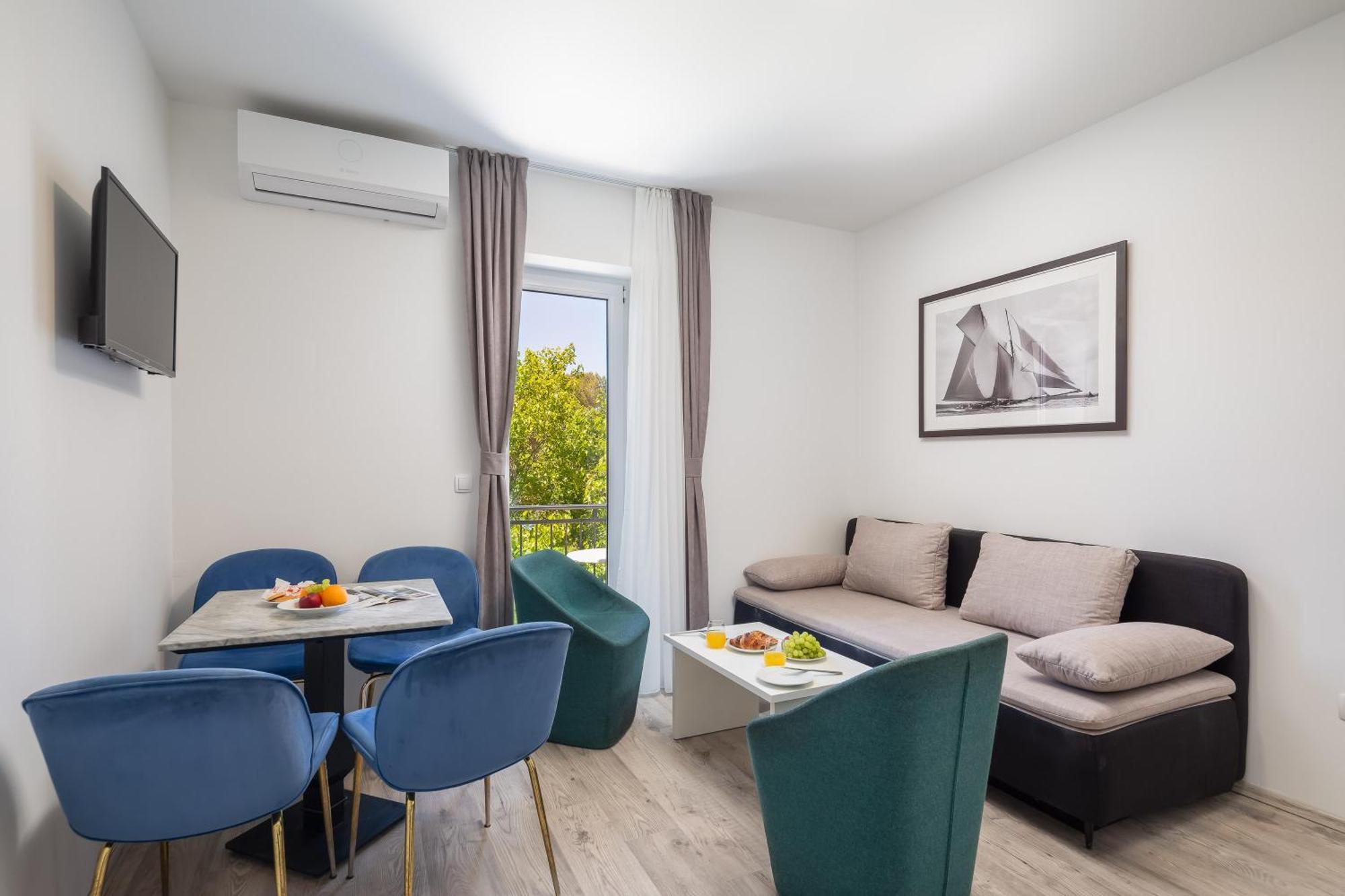Beachfront Apartments Providenca With Free Parking Makarska Kamer foto