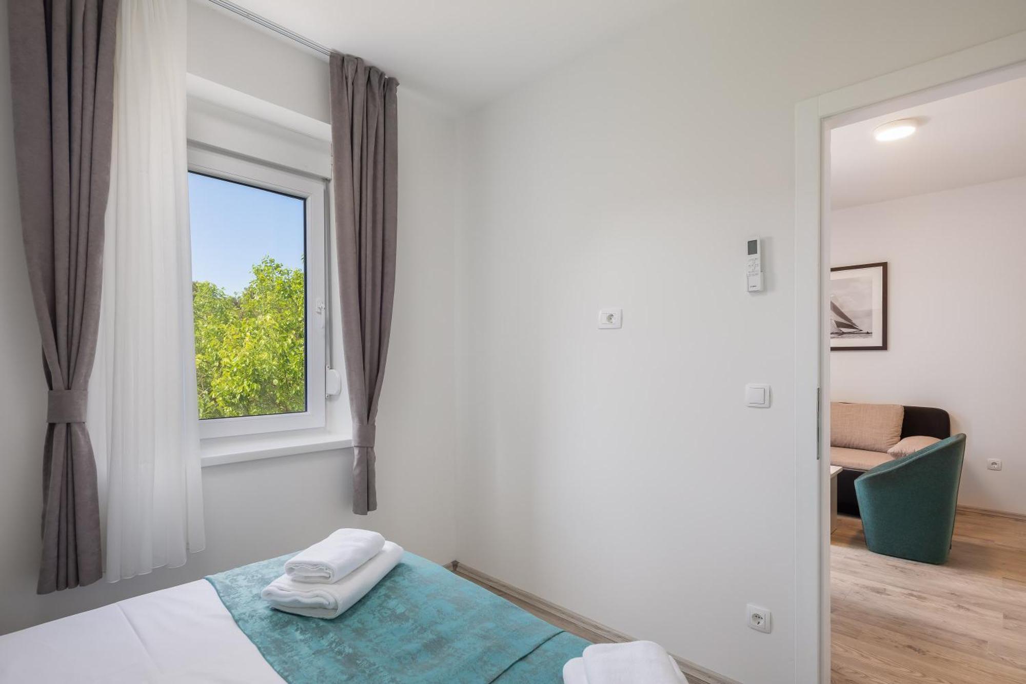 Beachfront Apartments Providenca With Free Parking Makarska Buitenkant foto