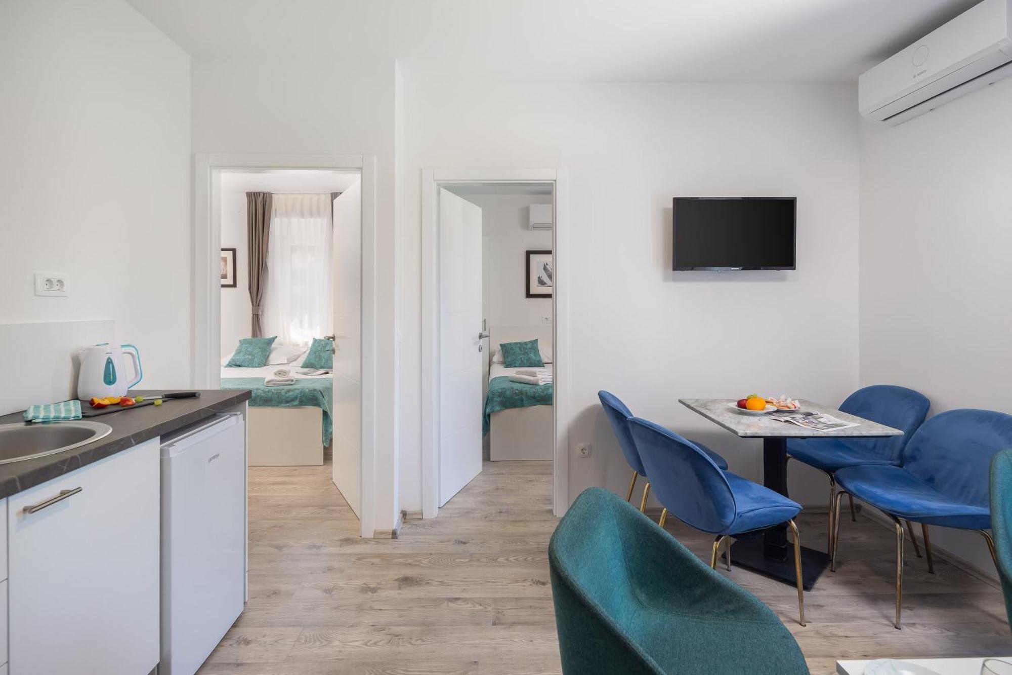 Beachfront Apartments Providenca With Free Parking Makarska Buitenkant foto