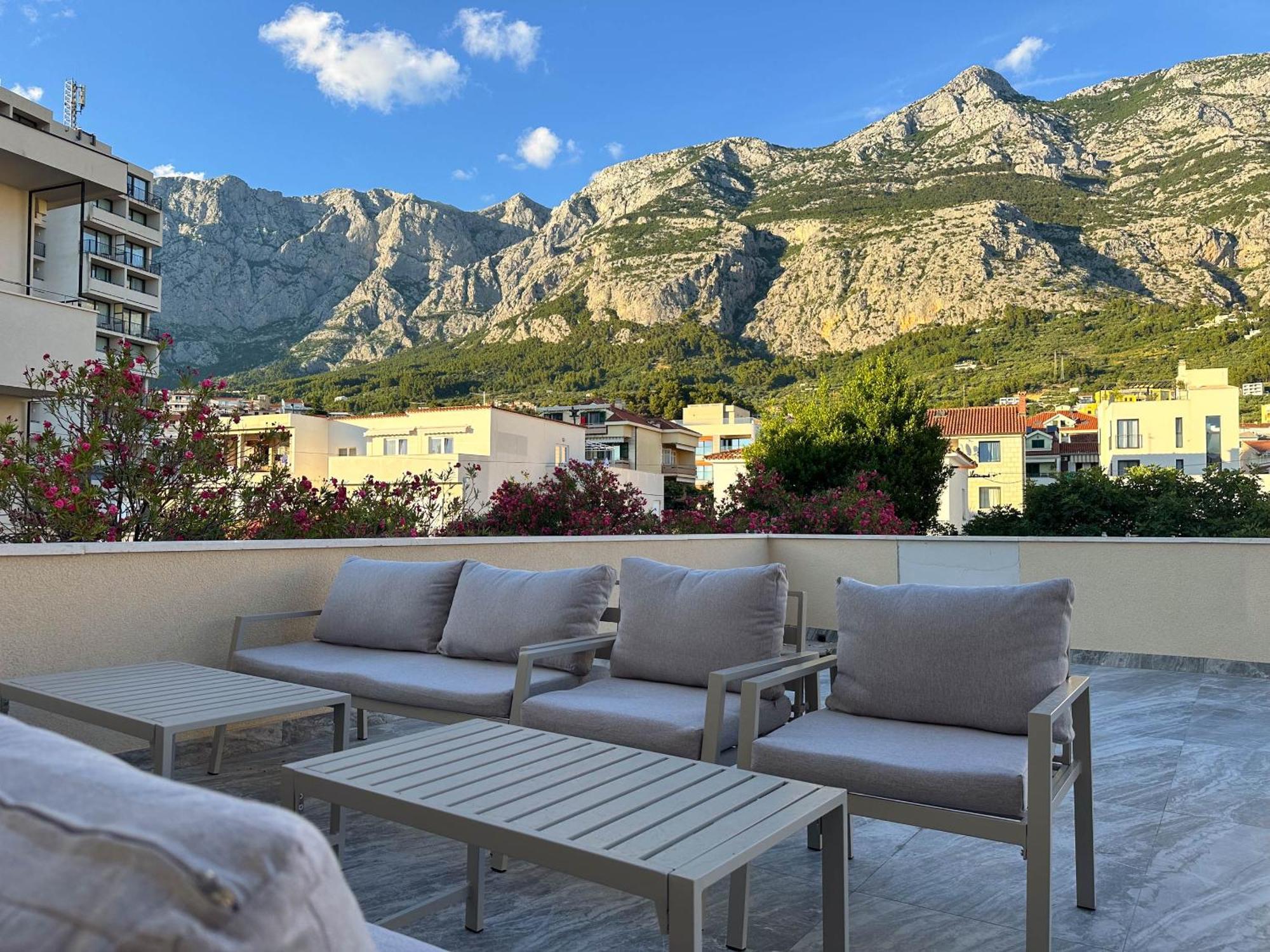 Beachfront Apartments Providenca With Free Parking Makarska Buitenkant foto